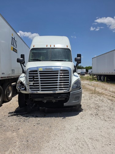 Semi truck - semi,